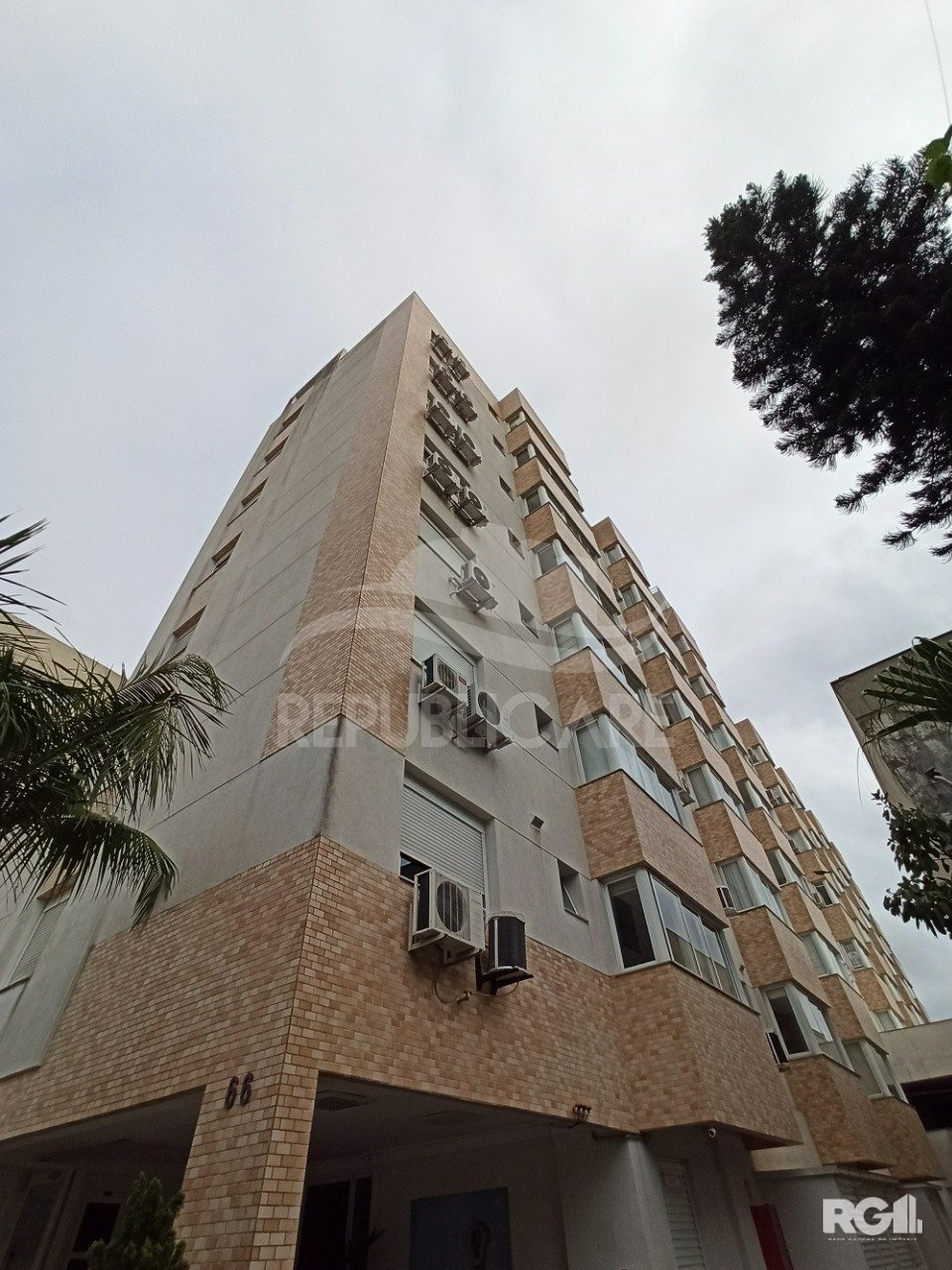 Apartamento com 44m², 1 dormitório, 1 suíte, 1 vaga no bairro Cidade Baixa em Porto Alegre para Comprar
